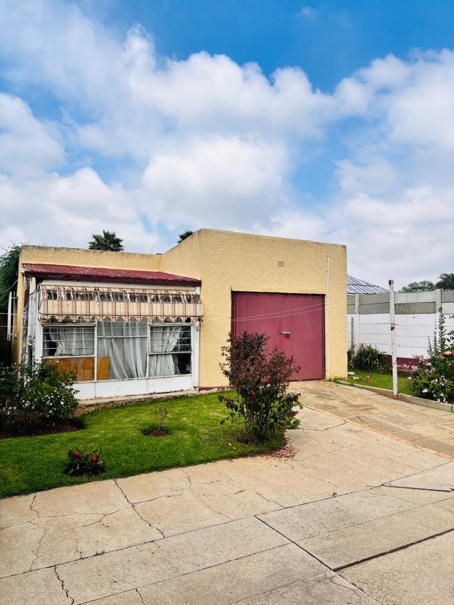 2 Bedroom Property for Sale in Krugersdorp West Gauteng