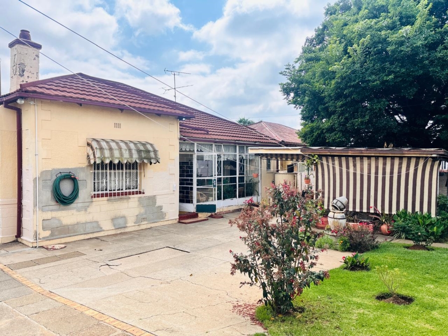 2 Bedroom Property for Sale in Krugersdorp West Gauteng