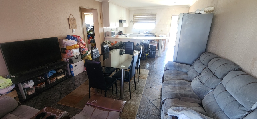 2 Bedroom Property for Sale in Raceview Gauteng