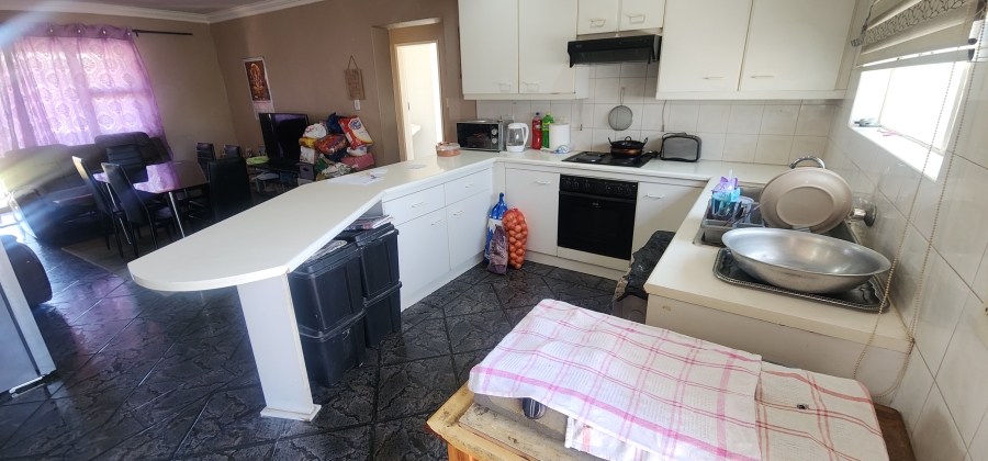2 Bedroom Property for Sale in Raceview Gauteng