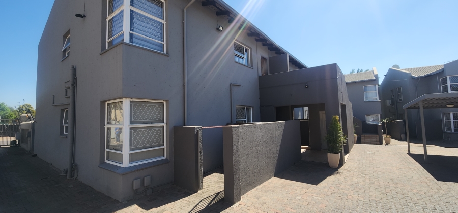 2 Bedroom Property for Sale in Raceview Gauteng