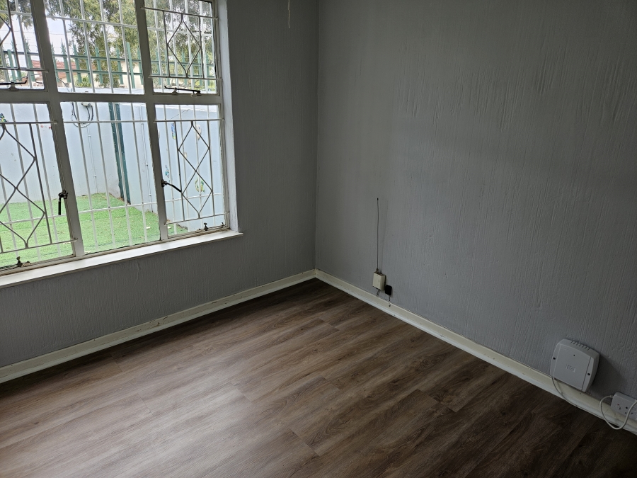 2 Bedroom Property for Sale in Krugersdorp North Gauteng