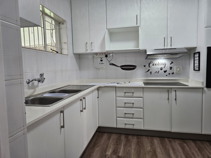 2 Bedroom Property for Sale in Krugersdorp North Gauteng