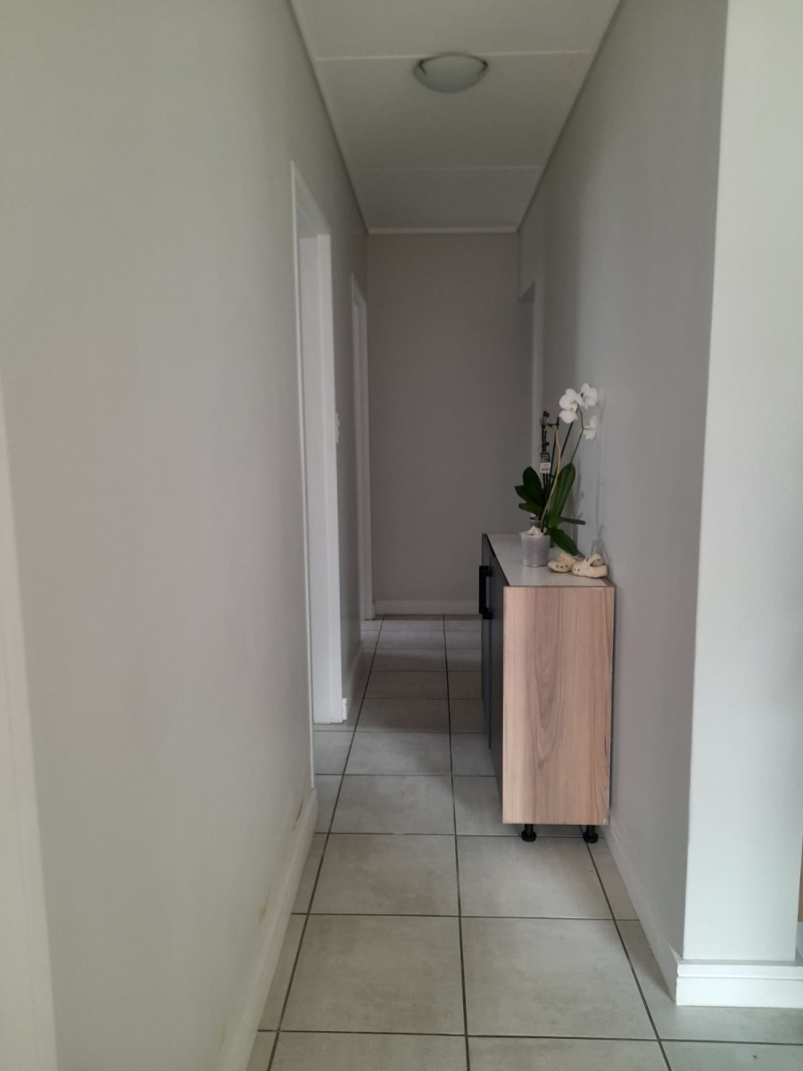 To Let 3 Bedroom Property for Rent in Linbro Park Gauteng