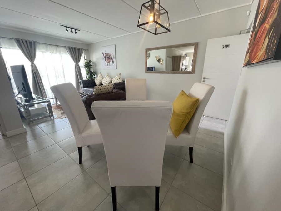 To Let 3 Bedroom Property for Rent in Waterfall Gauteng