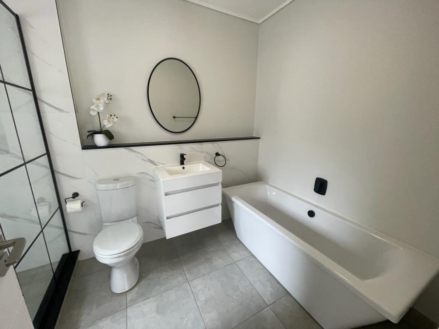 To Let 3 Bedroom Property for Rent in Waterfall Gauteng