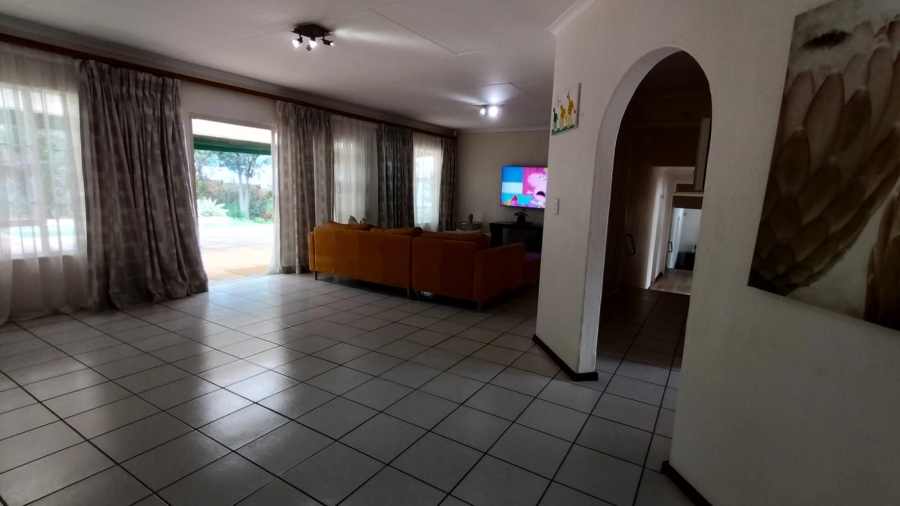 3 Bedroom Property for Sale in Kloofendal Gauteng