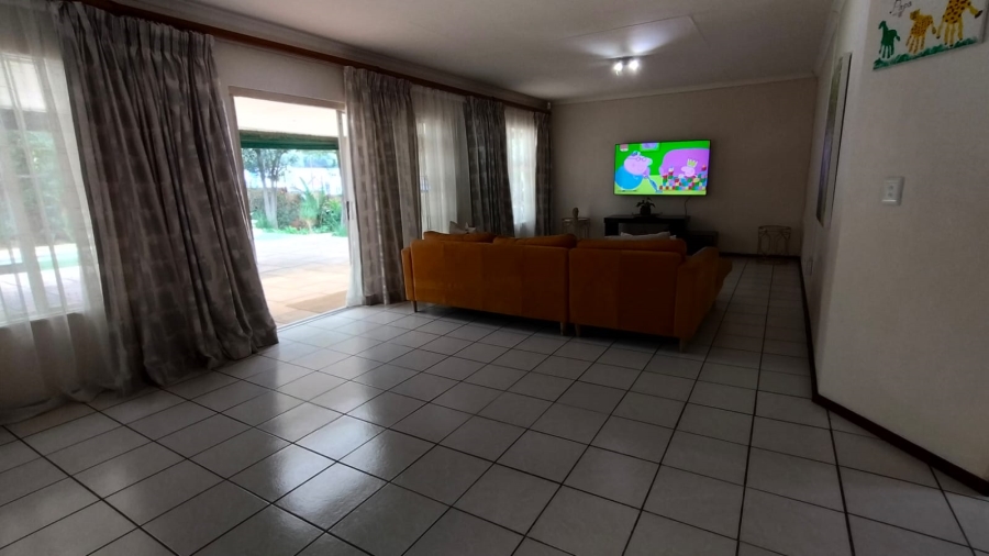 3 Bedroom Property for Sale in Kloofendal Gauteng