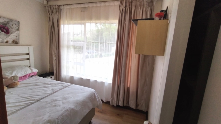 3 Bedroom Property for Sale in Kloofendal Gauteng