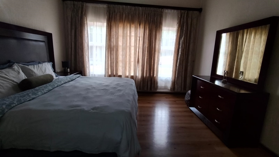 3 Bedroom Property for Sale in Kloofendal Gauteng