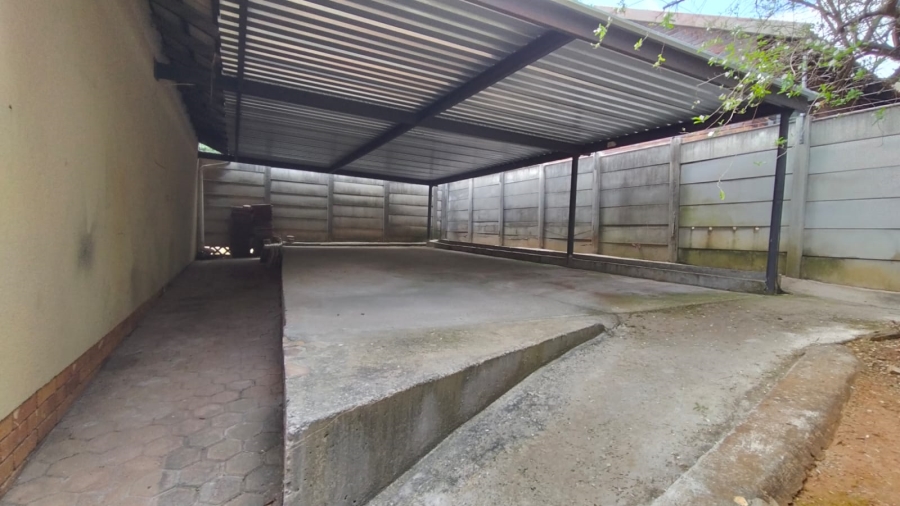3 Bedroom Property for Sale in Kloofendal Gauteng