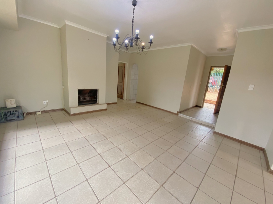 5 Bedroom Property for Sale in Wilro Park Gauteng
