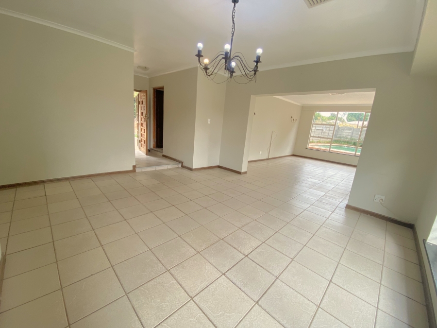 5 Bedroom Property for Sale in Wilro Park Gauteng