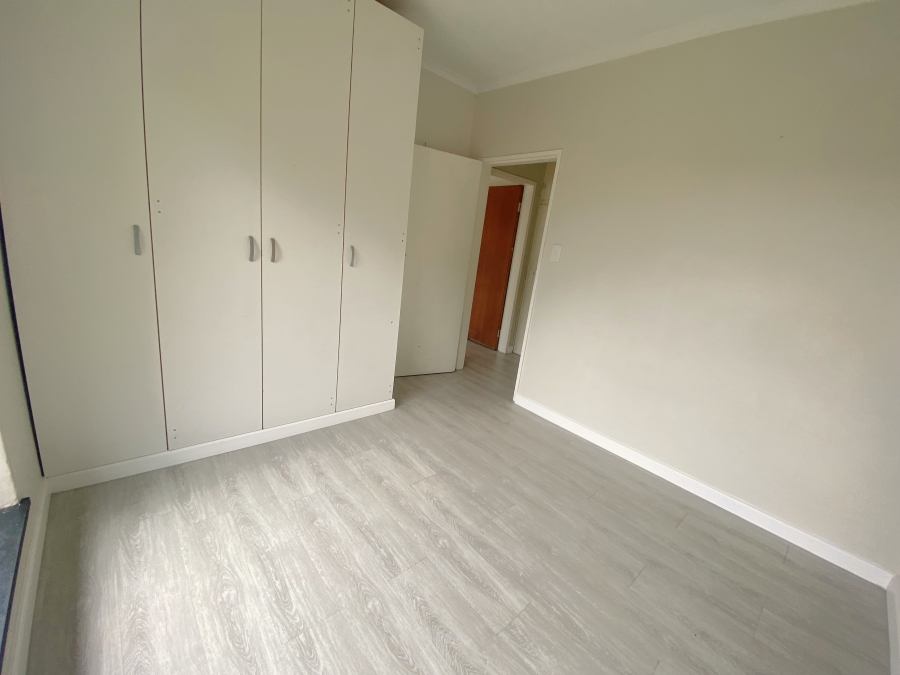 5 Bedroom Property for Sale in Wilro Park Gauteng