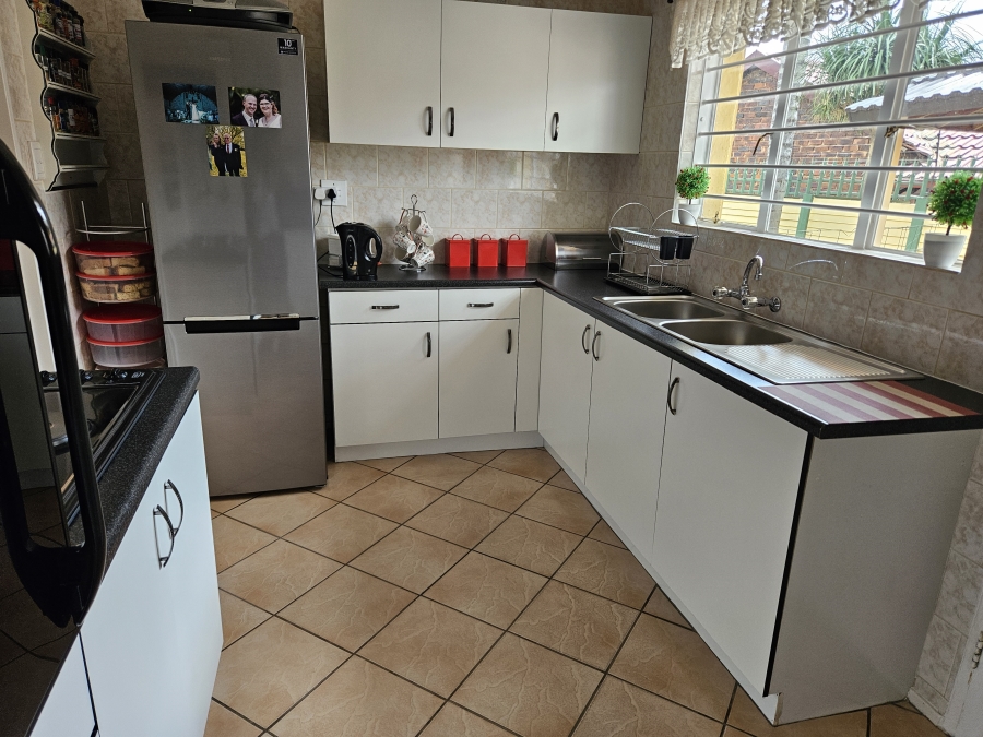 3 Bedroom Property for Sale in Rant En Dal Gauteng