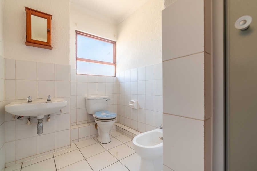 2 Bedroom Property for Sale in Sundowner Gauteng