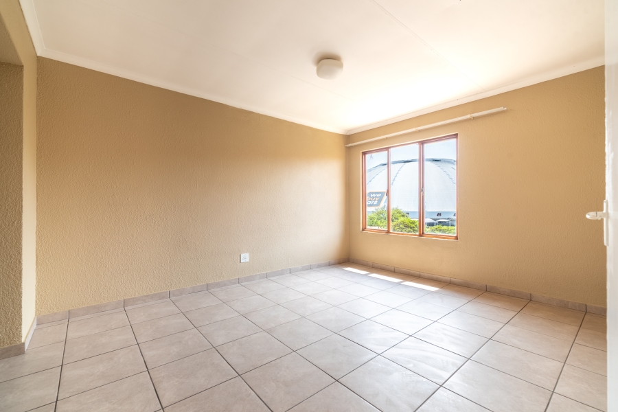 2 Bedroom Property for Sale in Sundowner Gauteng
