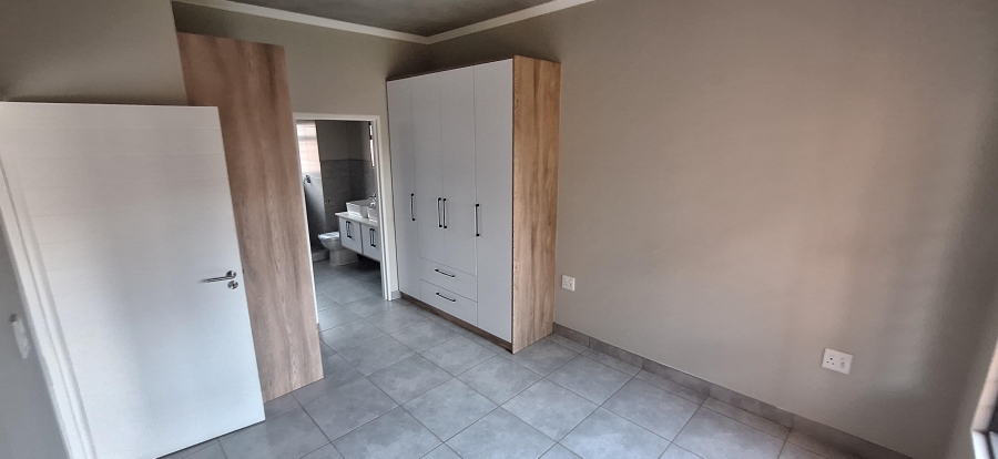 2 Bedroom Property for Sale in Olympus AH Gauteng