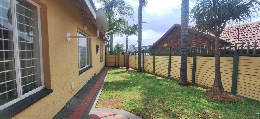 3 Bedroom Property for Sale in Rant En Dal Gauteng