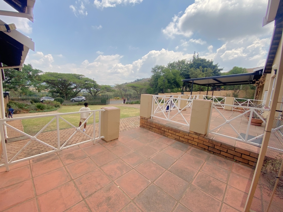 3 Bedroom Property for Sale in Kloofendal Gauteng