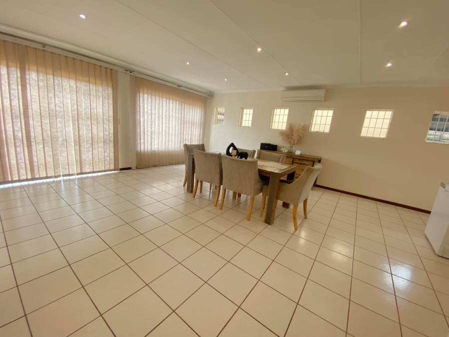 3 Bedroom Property for Sale in Kloofendal Gauteng