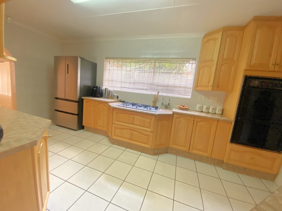 3 Bedroom Property for Sale in Kloofendal Gauteng