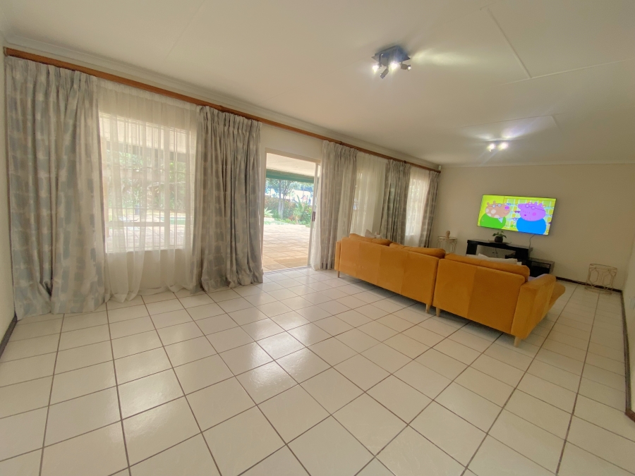 3 Bedroom Property for Sale in Kloofendal Gauteng