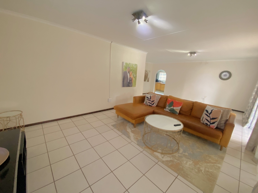 3 Bedroom Property for Sale in Kloofendal Gauteng