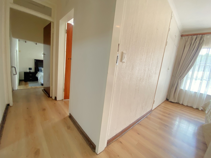 3 Bedroom Property for Sale in Kloofendal Gauteng