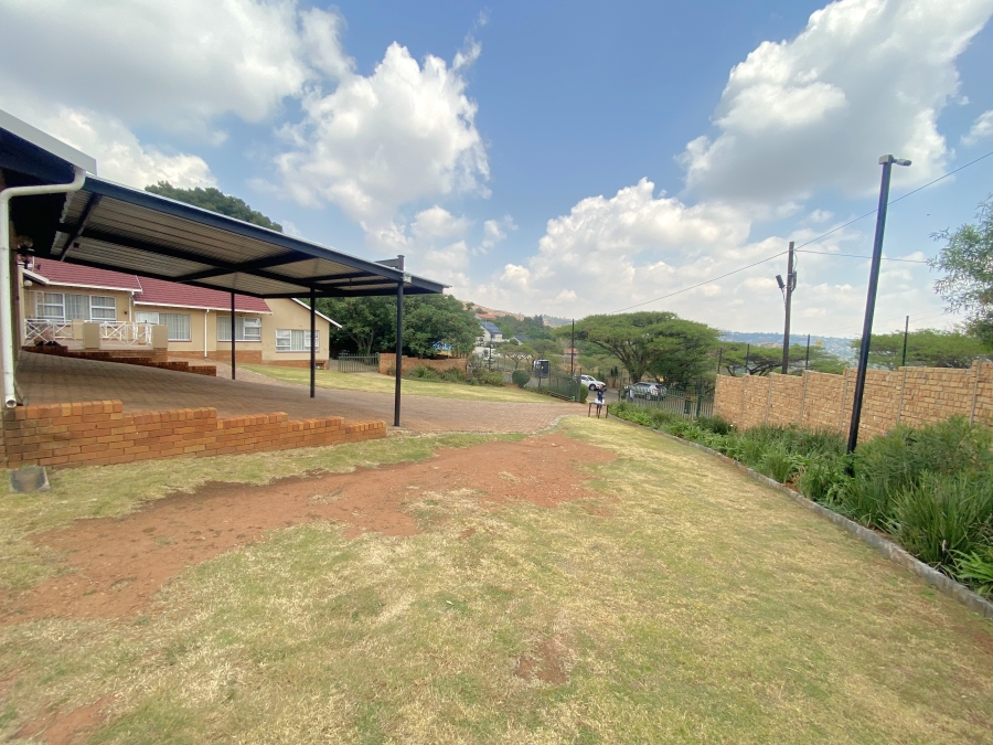 3 Bedroom Property for Sale in Kloofendal Gauteng