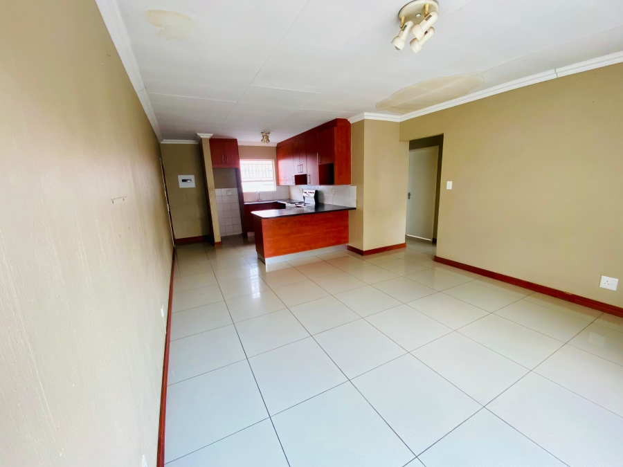 2 Bedroom Property for Sale in Vorna Valley Gauteng