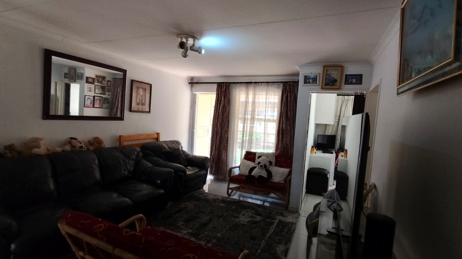 3 Bedroom Property for Sale in Carenvale Gauteng