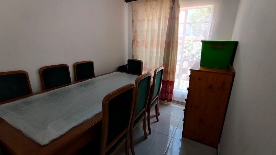 3 Bedroom Property for Sale in Carenvale Gauteng
