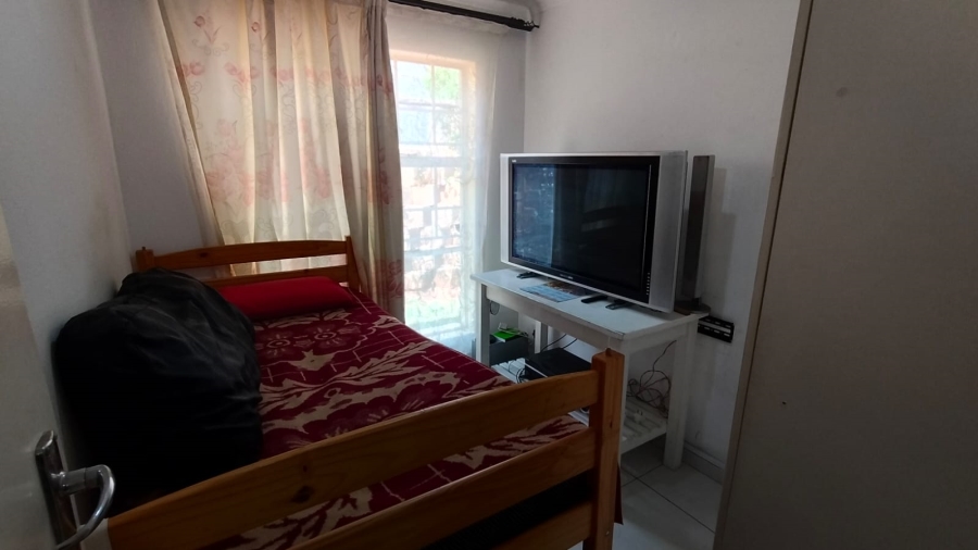 3 Bedroom Property for Sale in Carenvale Gauteng
