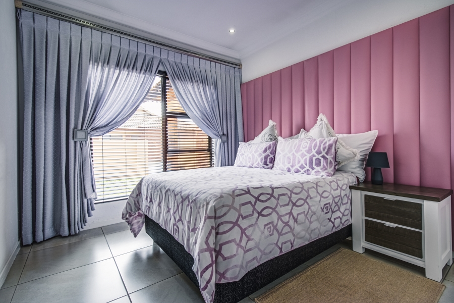 3 Bedroom Property for Sale in Helderwyk Gauteng