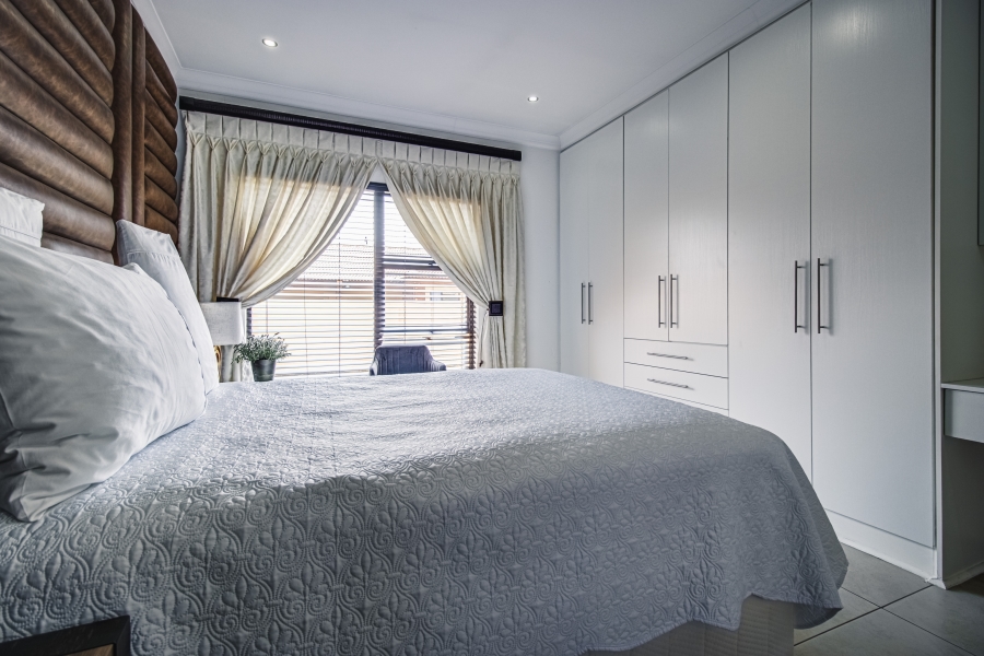3 Bedroom Property for Sale in Helderwyk Gauteng