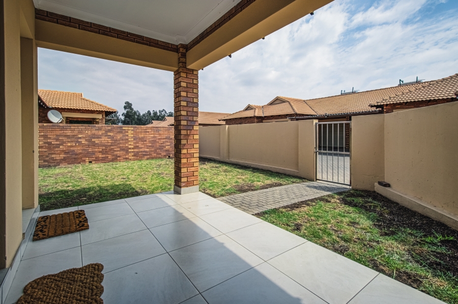 3 Bedroom Property for Sale in Helderwyk Gauteng