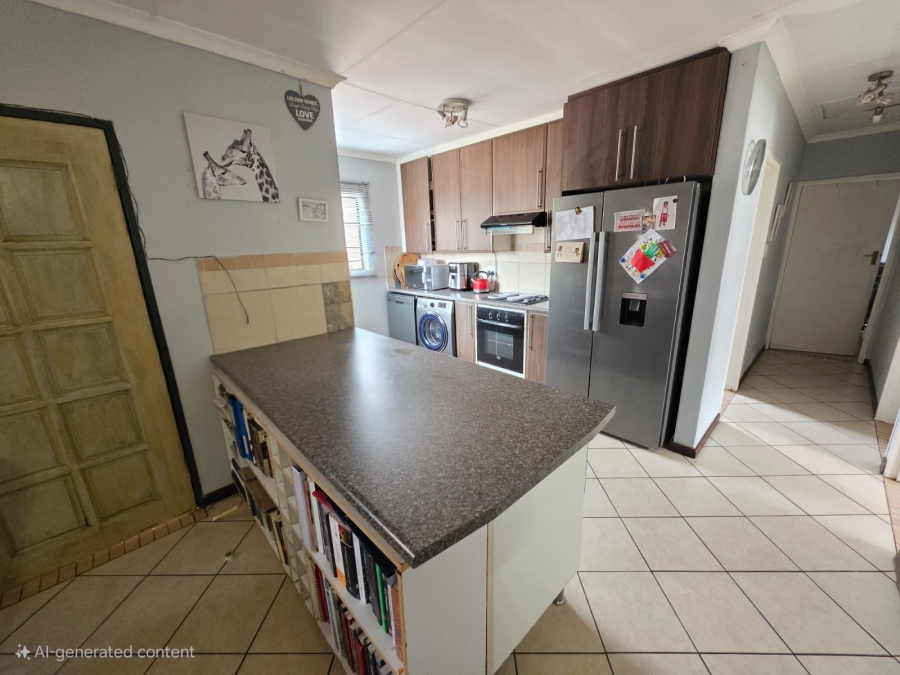 3 Bedroom Property for Sale in Monavoni Gauteng
