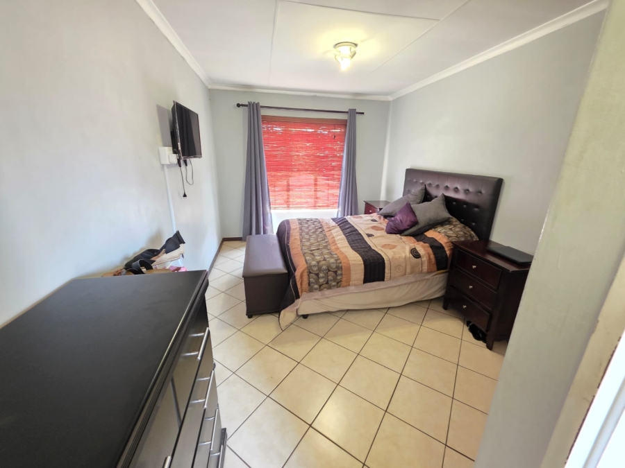 3 Bedroom Property for Sale in Monavoni Gauteng