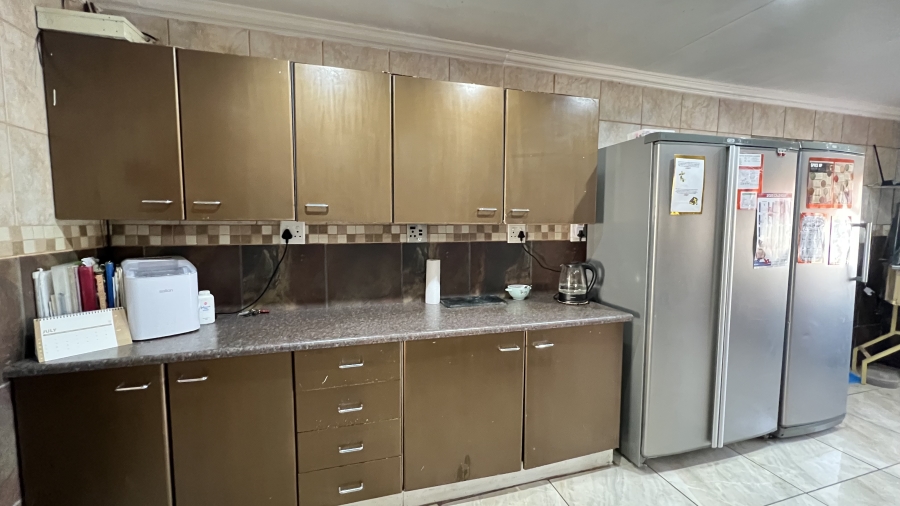 4 Bedroom Property for Sale in Westonaria Gauteng