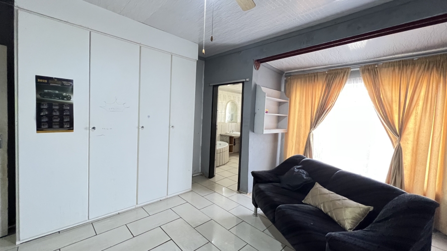 4 Bedroom Property for Sale in Westonaria Gauteng