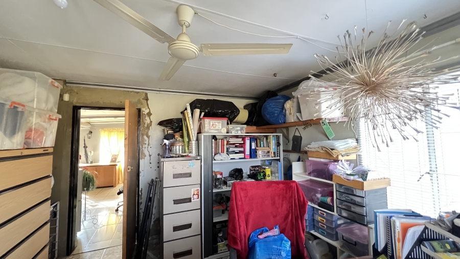 4 Bedroom Property for Sale in Westonaria Gauteng
