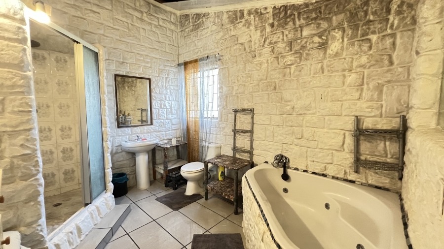 4 Bedroom Property for Sale in Westonaria Gauteng