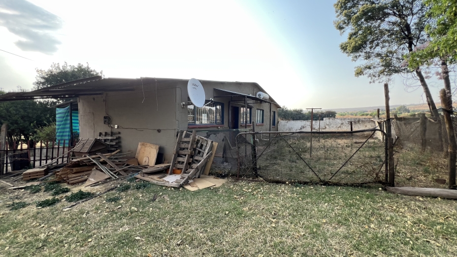 4 Bedroom Property for Sale in Westonaria Gauteng