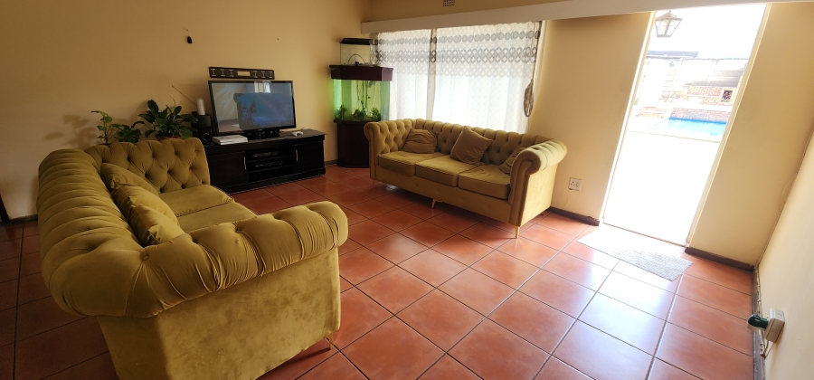 4 Bedroom Property for Sale in Brackendowns Gauteng