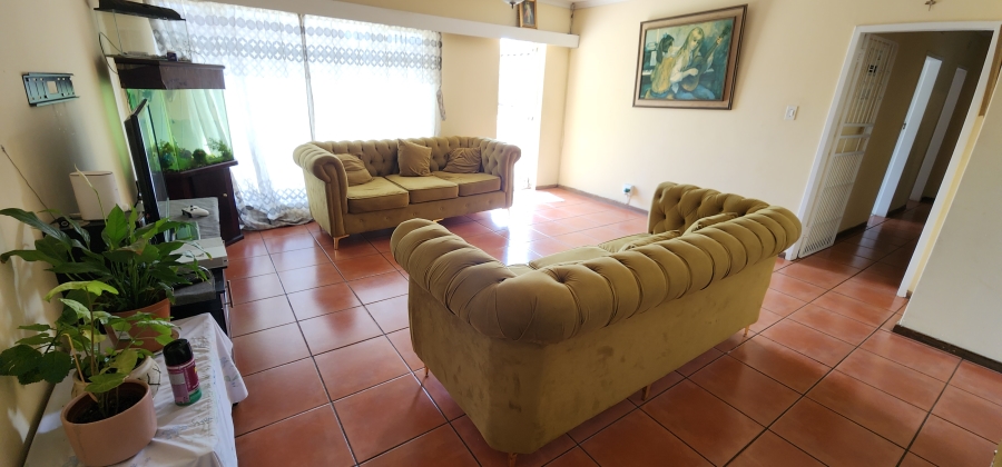 4 Bedroom Property for Sale in Brackendowns Gauteng