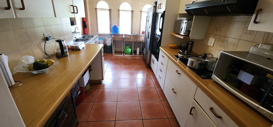 4 Bedroom Property for Sale in Brackendowns Gauteng