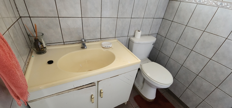 4 Bedroom Property for Sale in Brackendowns Gauteng