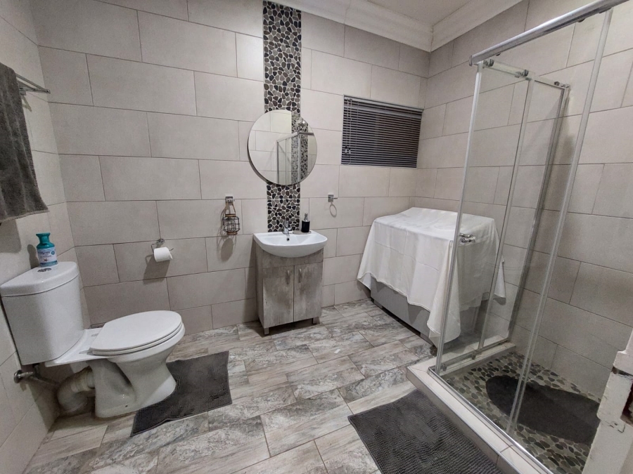 4 Bedroom Property for Sale in Greenhills Gauteng