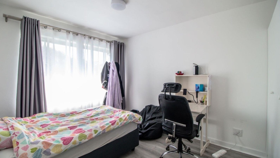 6 Bedroom Property for Sale in Dowerglen Gauteng